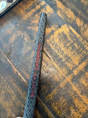 Scotty Cameron Black Grip with Red Logo - Men's Putter Accessory